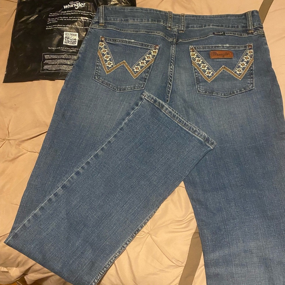 Wrangler Women's Riding Jean Bootcut - Picture 2 of 4